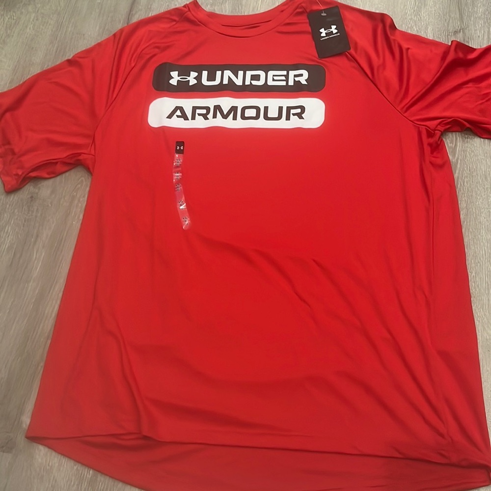 UA Velocity 2.0 Wordmark short sleeve
